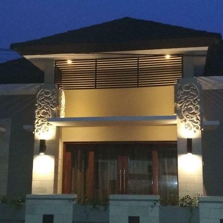 Imperial Villa Syariah Yogyakarta Exterior photo