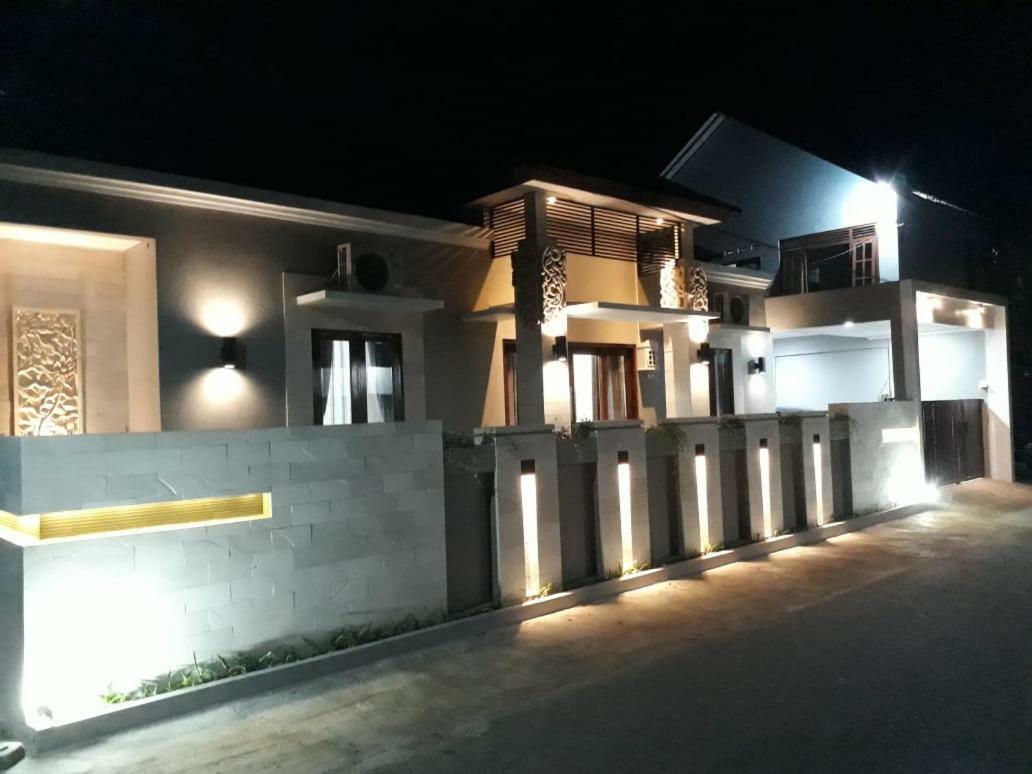 Imperial Villa Syariah Yogyakarta Exterior photo
